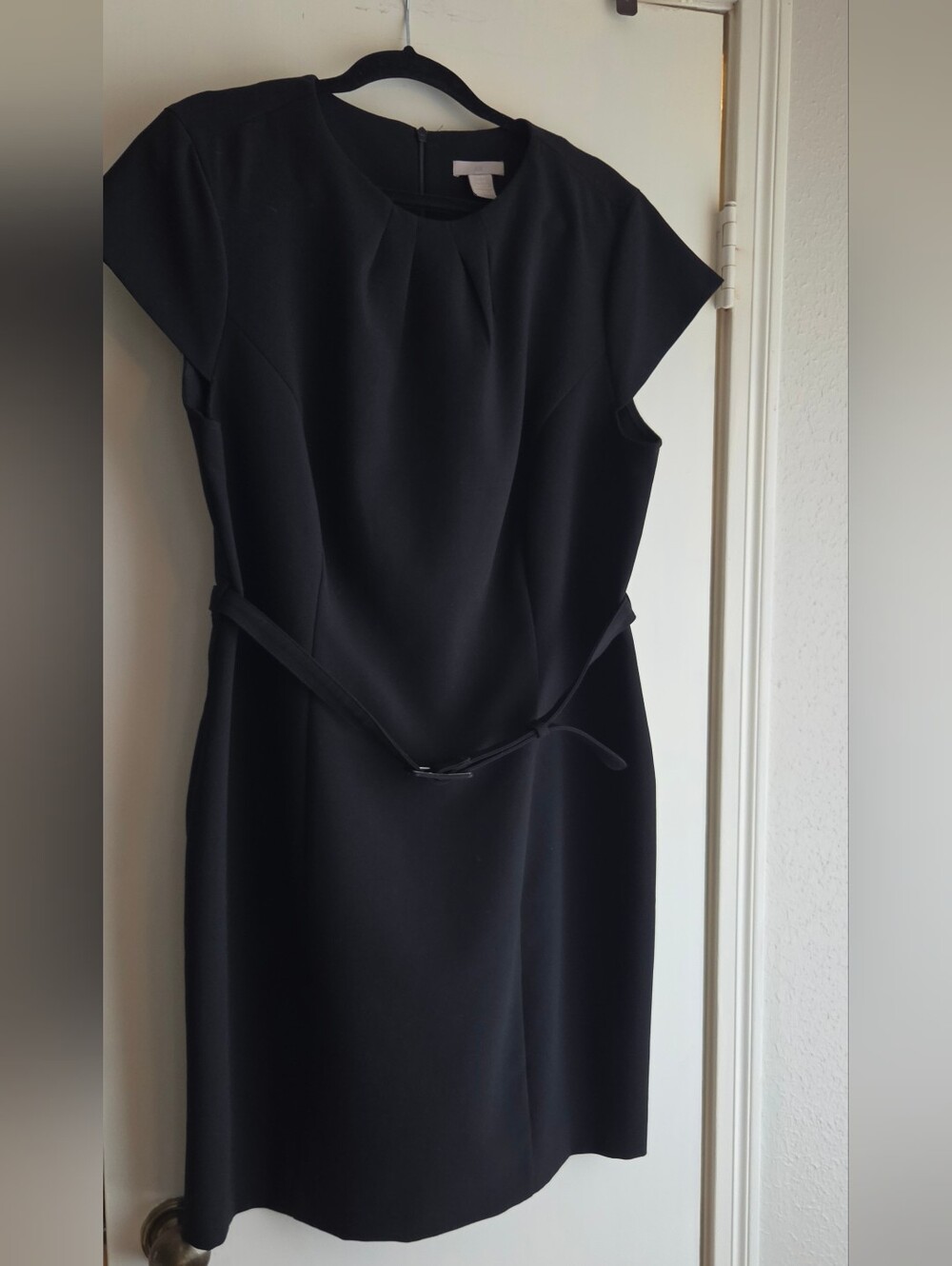 H&M Black Cap-Sleeve Sheath Dress with Slim Waist Tie